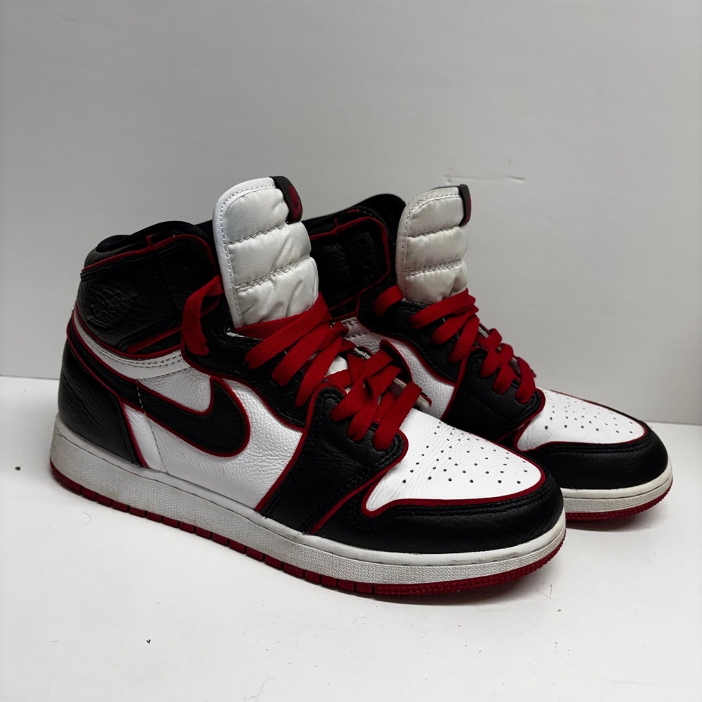 Air Jordan 1 Retro High OG GS Bloodline Kids 7Y Black White Red 575441-062
